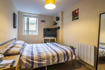 Ropewalk Court